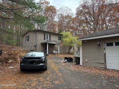 277 Tinkwig Dr, Hawley, PA, 18428