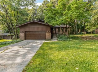 441 Iroquois St, Schererville, IN 46375