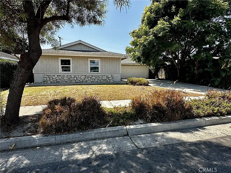 15431 Cambay Ln — Photo 32