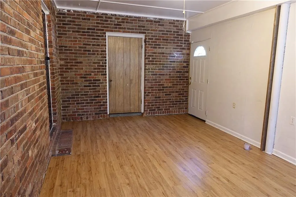 3 bed, 2.0 bath, 1500 sqft, $1,850 — Photo 4