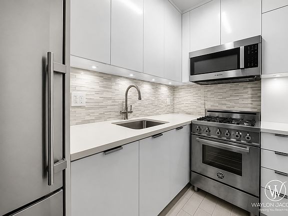 4th image of 408 W 57th St APT 7F