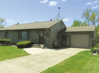 1717 Spencer St, Grinnell, IA 50112