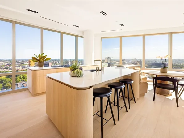 188 Brookline Ave, Boston, MA 02215