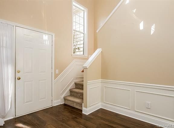 3rd image of 5904 Chinquapin Ct