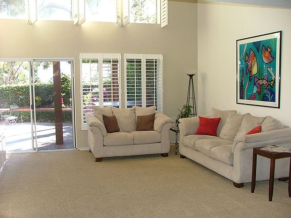 Large family room with vaulted ceilings
