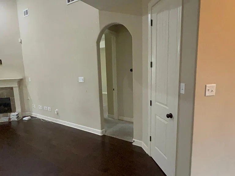 1229 Grainfield Cv — Photo 6