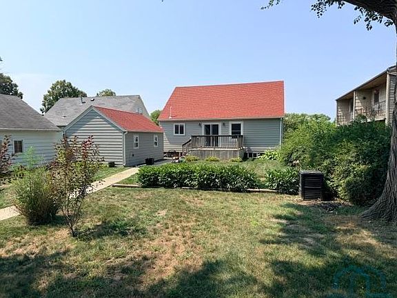 5th image of 441 N Pine St