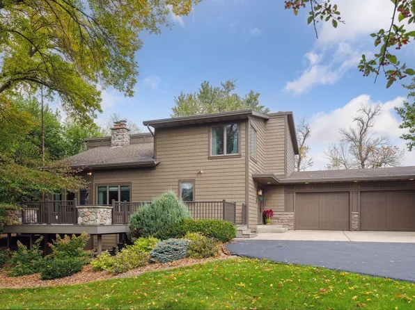 310 Greenwood Ave W, Hector, MN 55342