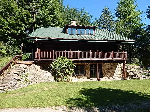 773 Ewers Rd, Leslie, MI 49251