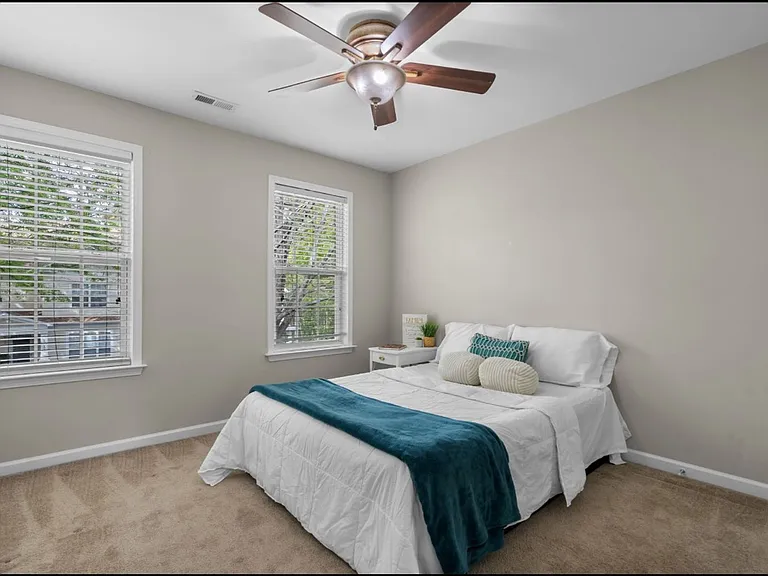 10060 Switchyard Dr — Photo 13