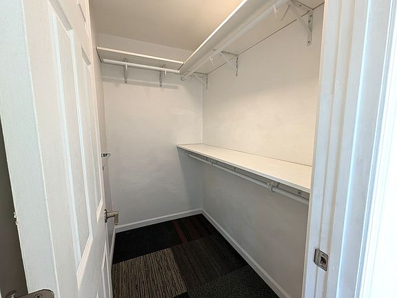 4th image of 3024 Potomac St #2
