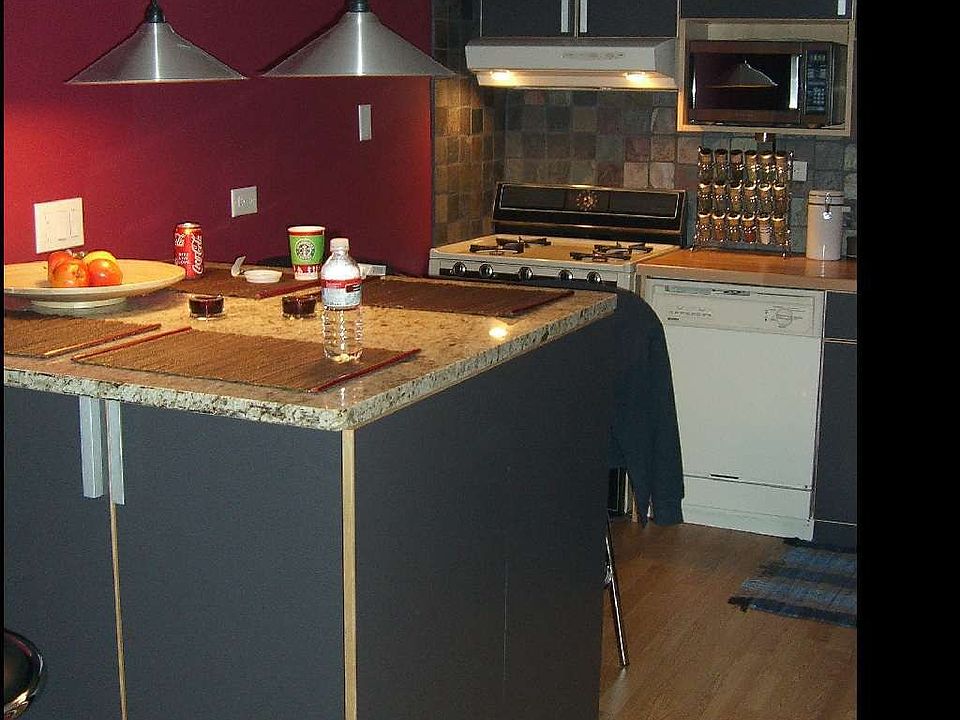 Contemporary Kitchen