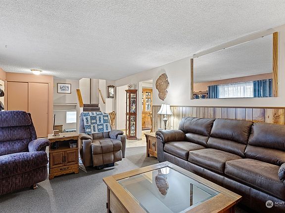 4th image of 20655 120th Avenue SE
