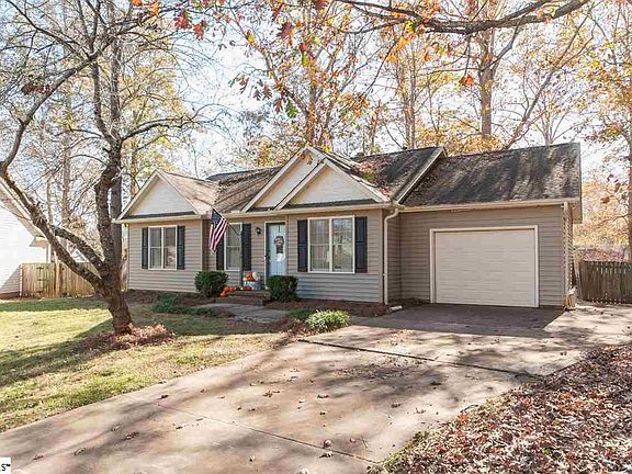 2nd image of 17 Wooddale Ct