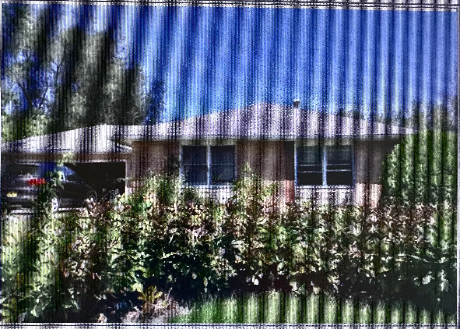 33 Circle Dr photo 1