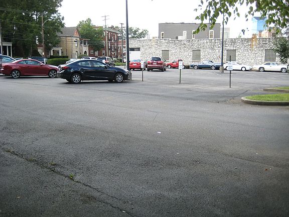 5th image of 309-321 E High St
