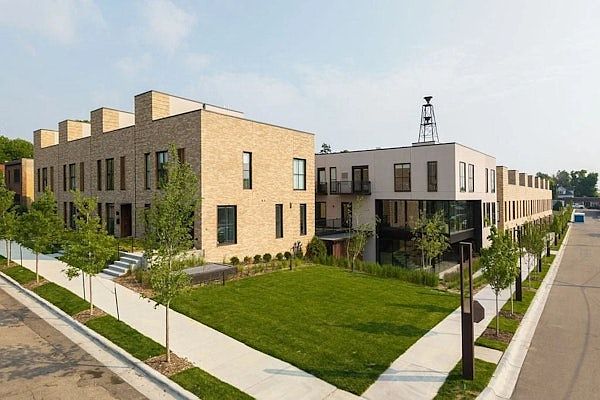 1st image of 1 West Dr #224