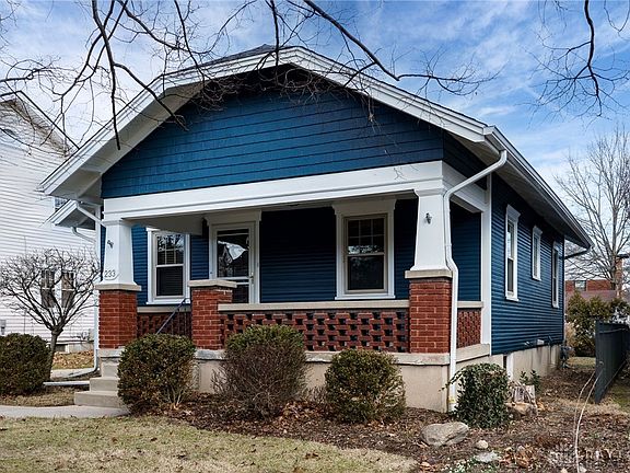 3rd image of 233 Hadley Ave