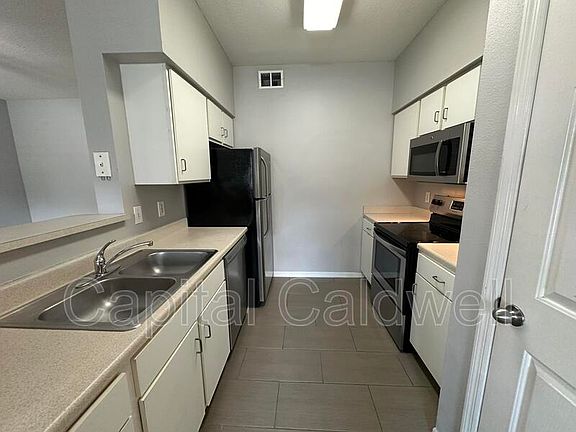 3rd image of 1810 E Palm Ave #5212-Y5212