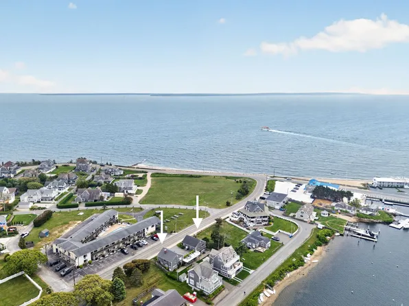424 424/426 Grand Ave, Falmouth, MA 02540
