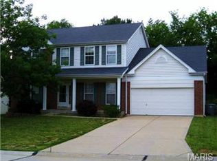 9010 Harvest Run Dr, O'Fallon, MO 63368