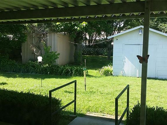 4th image of 613 Thompson Dr