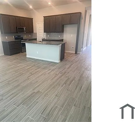 257 Giddings Trl — Photo 6
