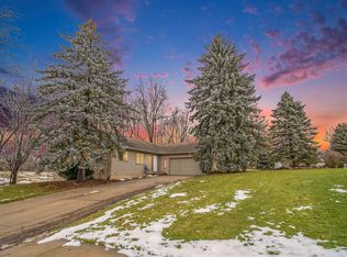 1370 Linden Cv, Dewitt, MI 48820