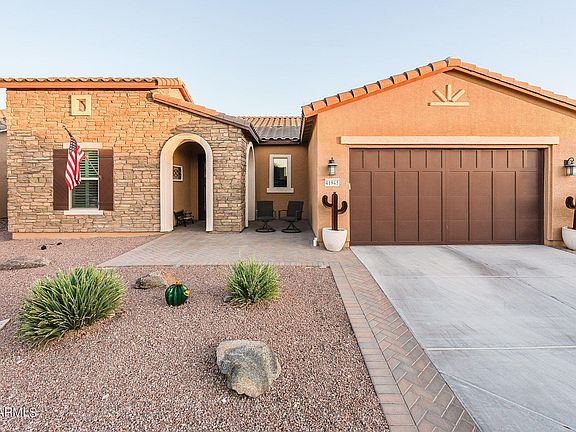 2nd image of 41945 W SOLITARE Drive