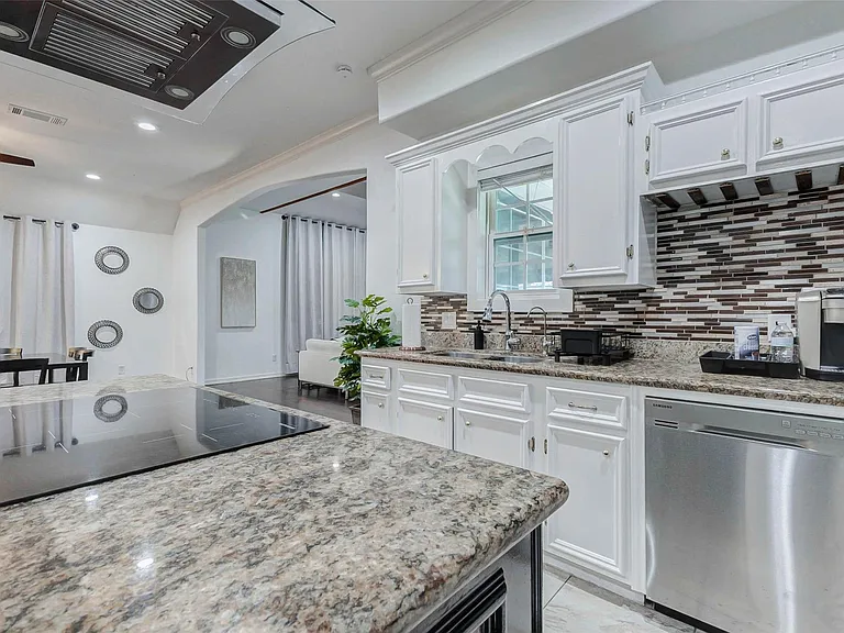 10905 Shady Ln #A — Photo 10