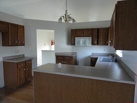4th image of 4065 Kimberly Dr