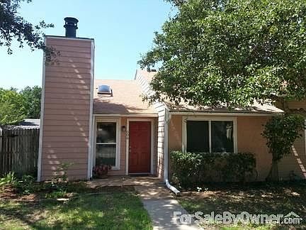 Front of house
						:
						Faces north east to keep the house cool. New roof 6/14. New wood floors 3/14.