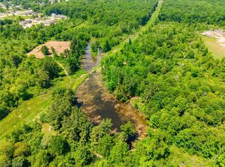 Sampson Dr, Youngstown, OH 44505
