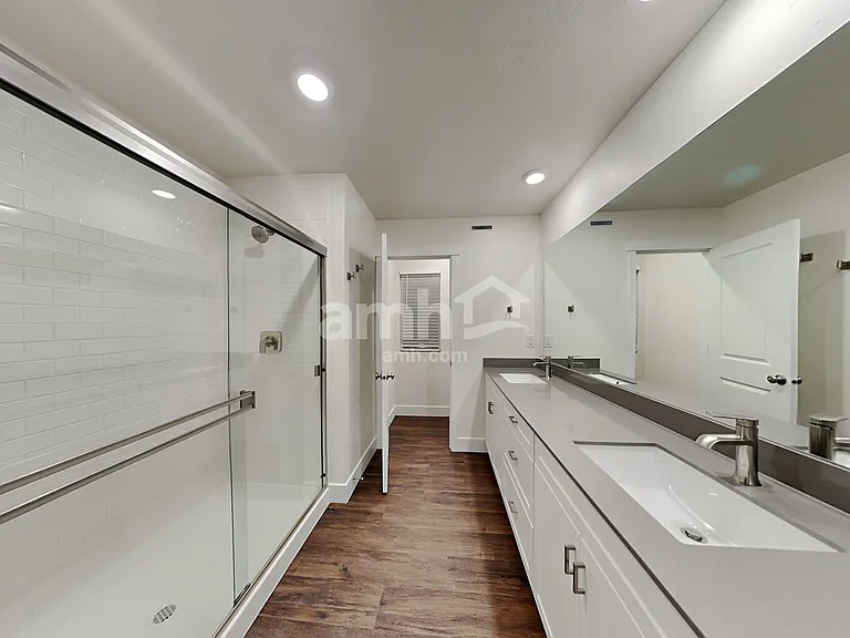 4072 Alameda Creek Ave — Photo 10