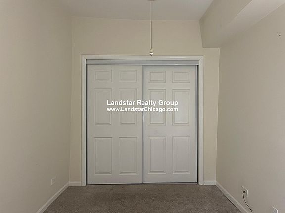 5th image of 3912 N Mozart St #1