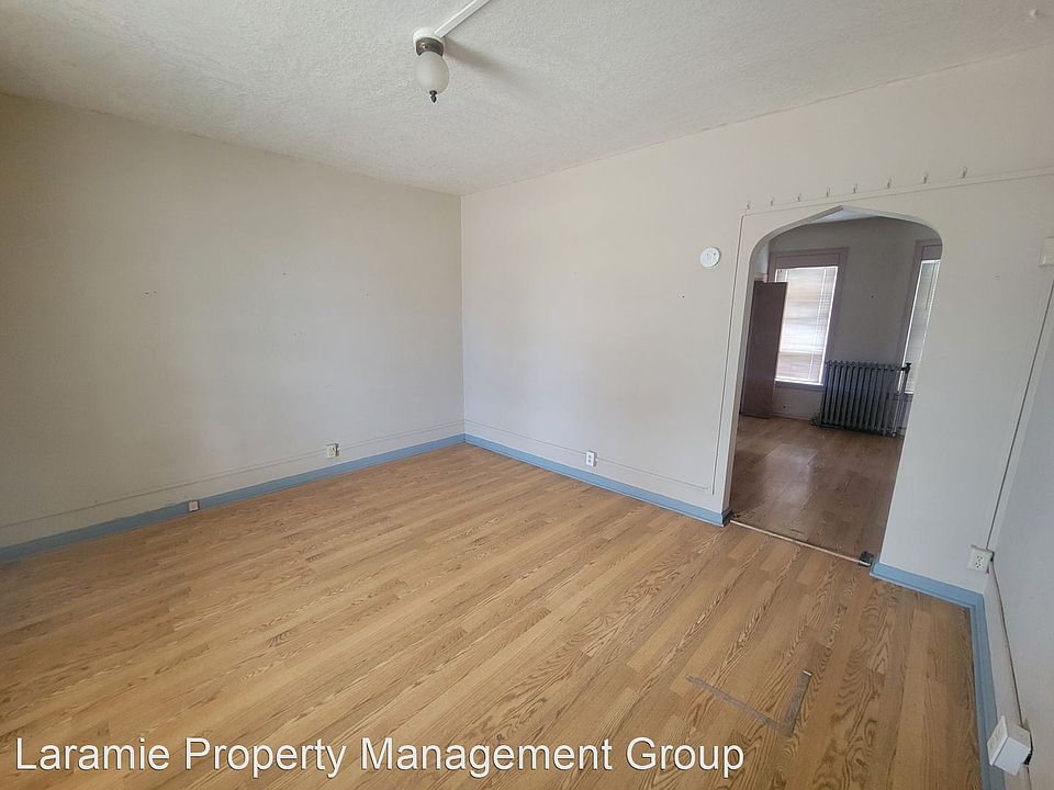 1st image of 619 S 5th St #8