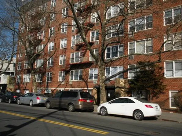 2600 East 21st Street image 1 of 6