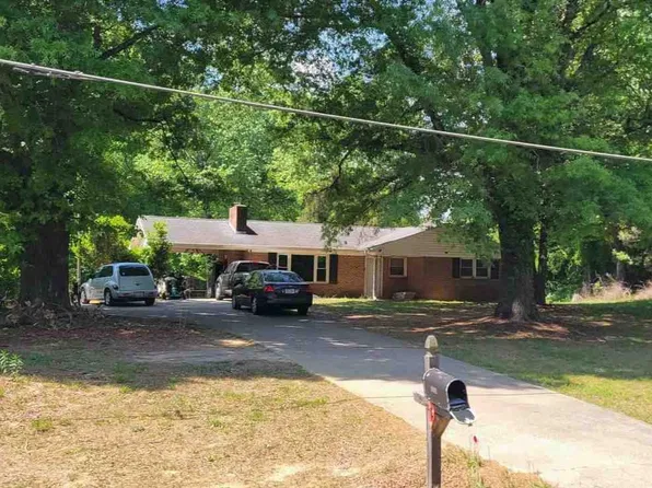 1902 State Highway 65 E, Walnut Cove, NC 27052