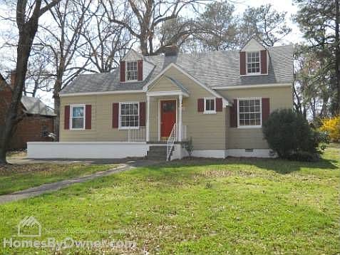 1st image of 812 Dixon Dr