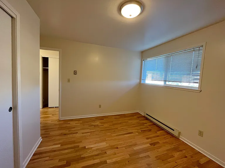 5029 11th Ave NE #201 — Photo 14