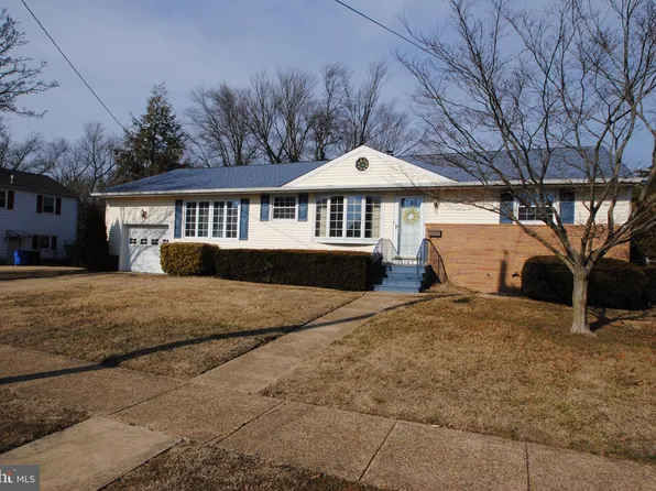 127 Greenwood Ave, Burlington, NJ 08016