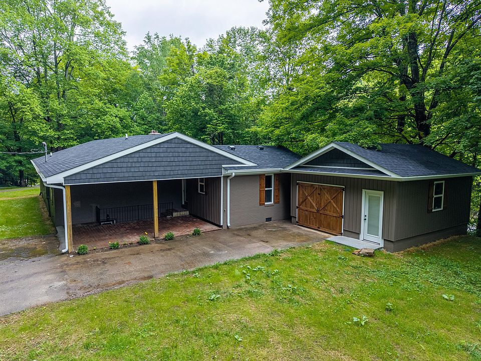 1st image of 1384 Hemlock Ln