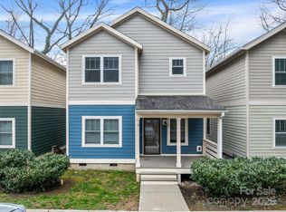 129 Aurora Dr #7, Asheville, NC 28805