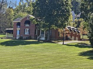 571 W McMurray Rd, Canonsburg, PA 15317