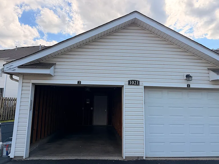 1020 Hartford Village Blvd — Photo 27