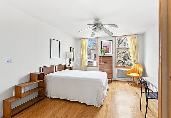 3rd image of 65 Devoe St Floor 3