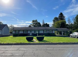 694 Main Rd, Hanover Township, PA 18706
