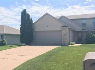 1273 N Franco Ct, De Pere, WI 54115