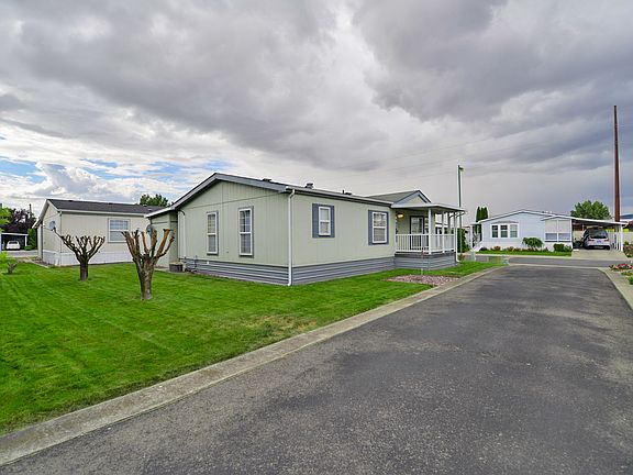 4th image of 16924 E Meadowbrook Ln #20