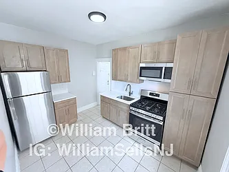 54 Linden Avenue, #102